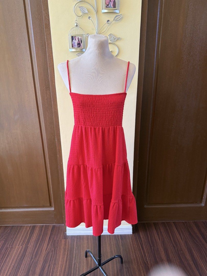 Calliope Dress, Medium, excellent condition, stretch fabric, 300 (Category: Dresses) located in Paranaque City. Submitted by shopaholictrend_cc (Listing ID 1468609270, Image 1). Description: .