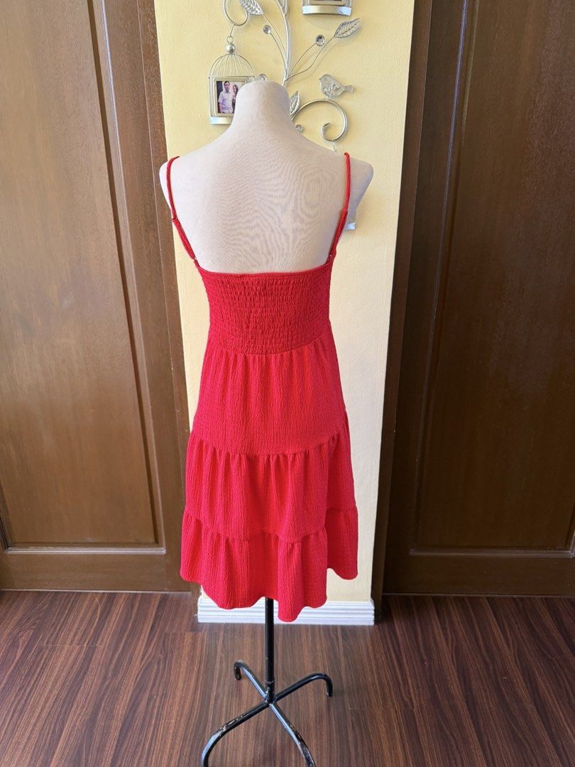 Calliope Dress, Medium, excellent condition, stretch fabric, 300 (Category: Dresses) located in Paranaque City. Submitted by shopaholictrend_cc (Listing ID 1468609270, Image 3). Description: .