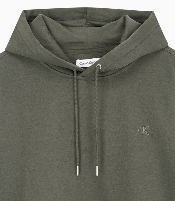 Calvin klein achieve hoodie (Category: Hoodies) located in Bulacan. Submitted by OG_Domsthrift (Listing ID 1468598944, Image 3). Description: Small on tag Best fit medium No issue Color rate9.8/10 Dm for actual photos .
