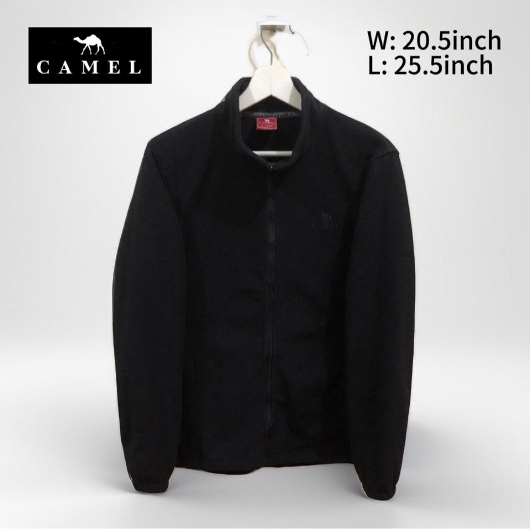 Camel Fleece Black Jacket (Category: Coats, Jackets and Outerwear) located in Oas. Submitted by alithrifthunter (Listing ID 1468592605, Image 1). Description: .
