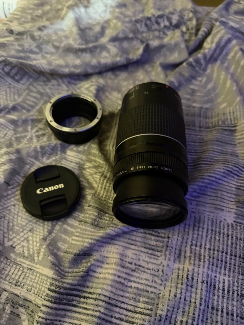 Canon Ef 75-300mm (Category: Lens & Kits) located in Caloocan City. Submitted by temora (Listing ID 1468545481, Image 1). Description: .