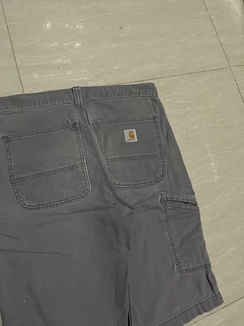 CARHARTT CARGO UTILITY RELAXED FIT SHORT (Category: Shorts) located in Manila. Submitted by thrift2lifestyle (Listing ID 1468605217, Image 3). Description: CARHARTT CARGO UTILITY RELAXED FIT EXCELLENT CONDITION W32 L23 L.O10 ISSUE: MINIMAL SCRATCH 650.