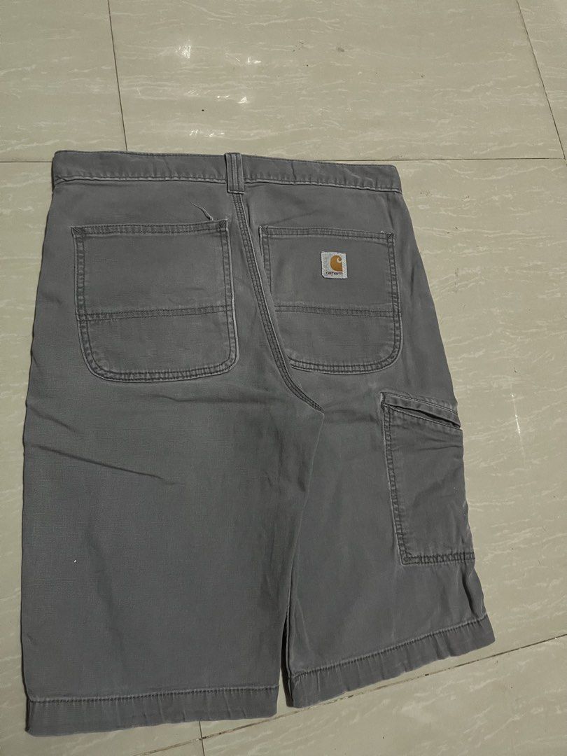 CARHARTT CARGO UTILITY RELAXED FIT SHORT (Category: Shorts) located in Manila. Submitted by thrift2lifestyle (Listing ID 1468605217, Image 2). Description: CARHARTT CARGO UTILITY RELAXED FIT EXCELLENT CONDITION W32 L23 L.O10 ISSUE: MINIMAL SCRATCH 650.