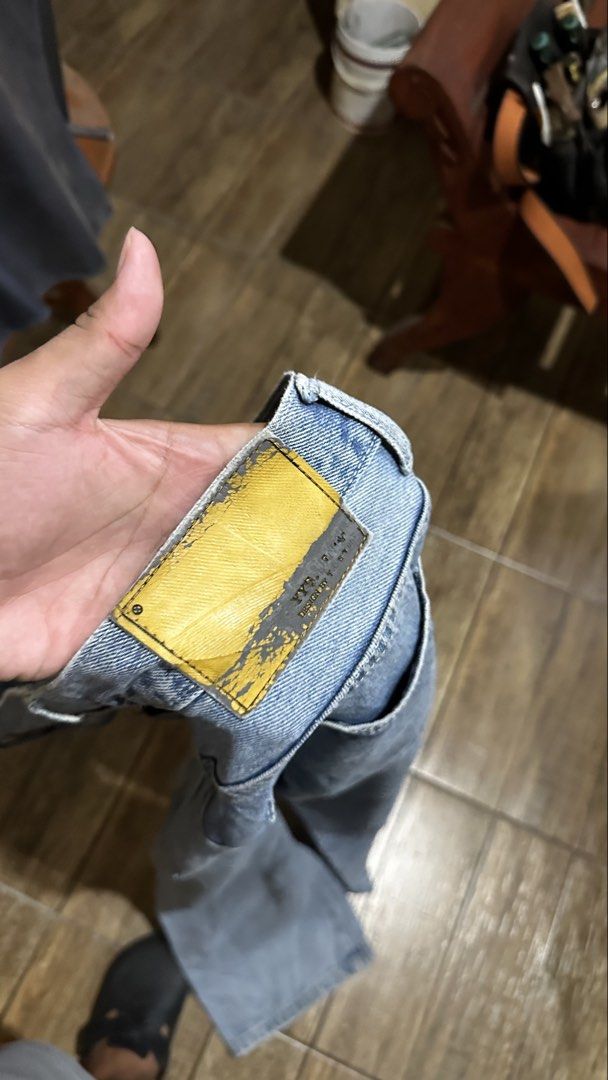 CARPENTER DENIM PANTS (Category: Jeans) located in Manila. Submitted by urban.vintage (Listing ID 1468639209, Image 3). Description: ISSUE: NONE ( NEED WASH ) MOP :GCASH ( NO COD ) SHIP VIA : LALAMOVE & J&T LOCATION : PASIG CITY LENGTH : 42 HEM : 9 WIDTH : 36.