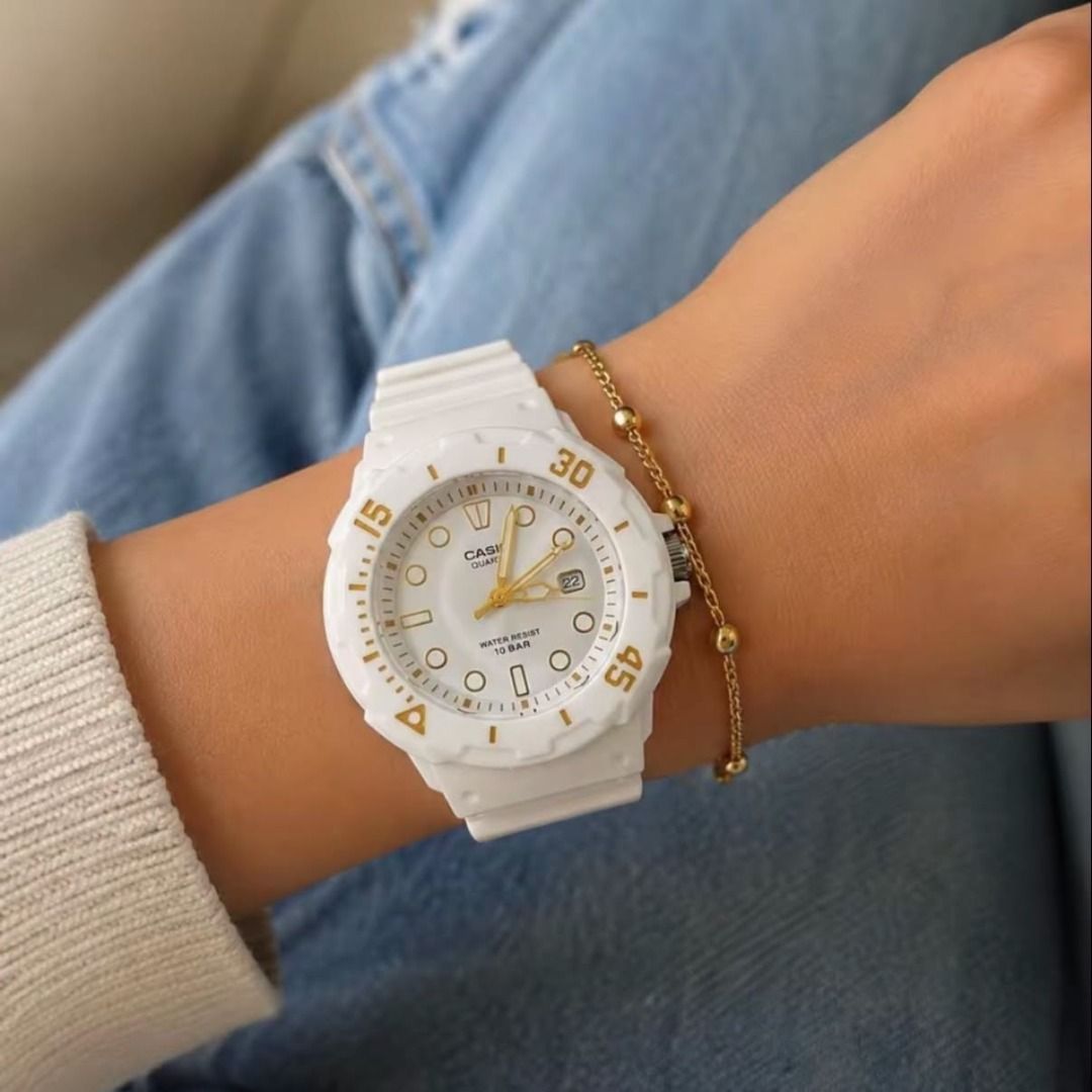 Casio Watch LRW-200H-7E2V (Category: Women's Watches) located in Quezon City. Submitted by jiya.tokio (Listing ID 1468563318, Image 2). Description: Sale 50% Off 🇯🇵 Casio Watch LRW-200H-7E2V ₱1090 ‼ (Original Price: ₱2,320) • 100-meter water resistance • Rotary bezel • Date display at 3 o’clock • Diver-look in a pop design 50% DP Nov ETA 📍Tandang Sora, Quezon City.