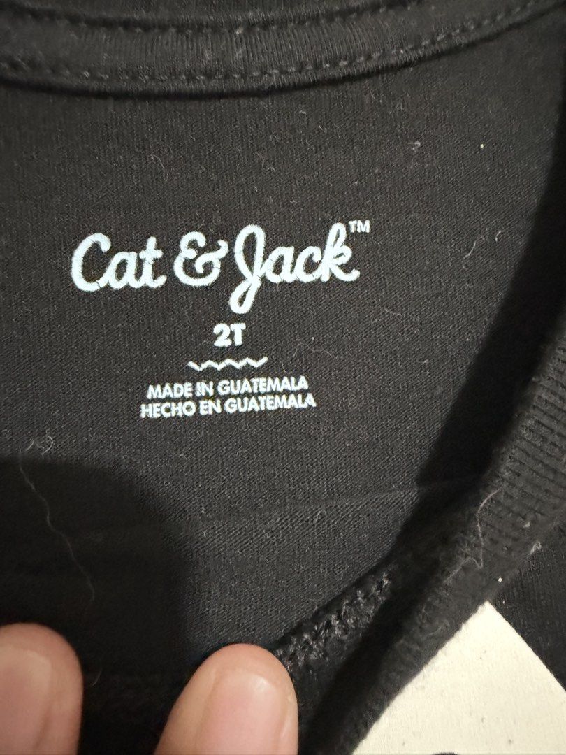 Cat &Jack (Category: Babies & Kids Fashion) located in Dasmarinas. Submitted by elizmaebau68309 (Listing ID 1468630054, Image 2). Description: Cat &Jack black long-sleeve toddler graphic t-shirt friendly white ghost illustration with the words “hey BOO!” Like new condition 2T.
