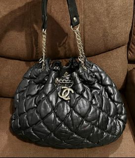 (Category: ) located in . Submitted by luxxechic (Listing ID 1468573203, Image 1). Description: .