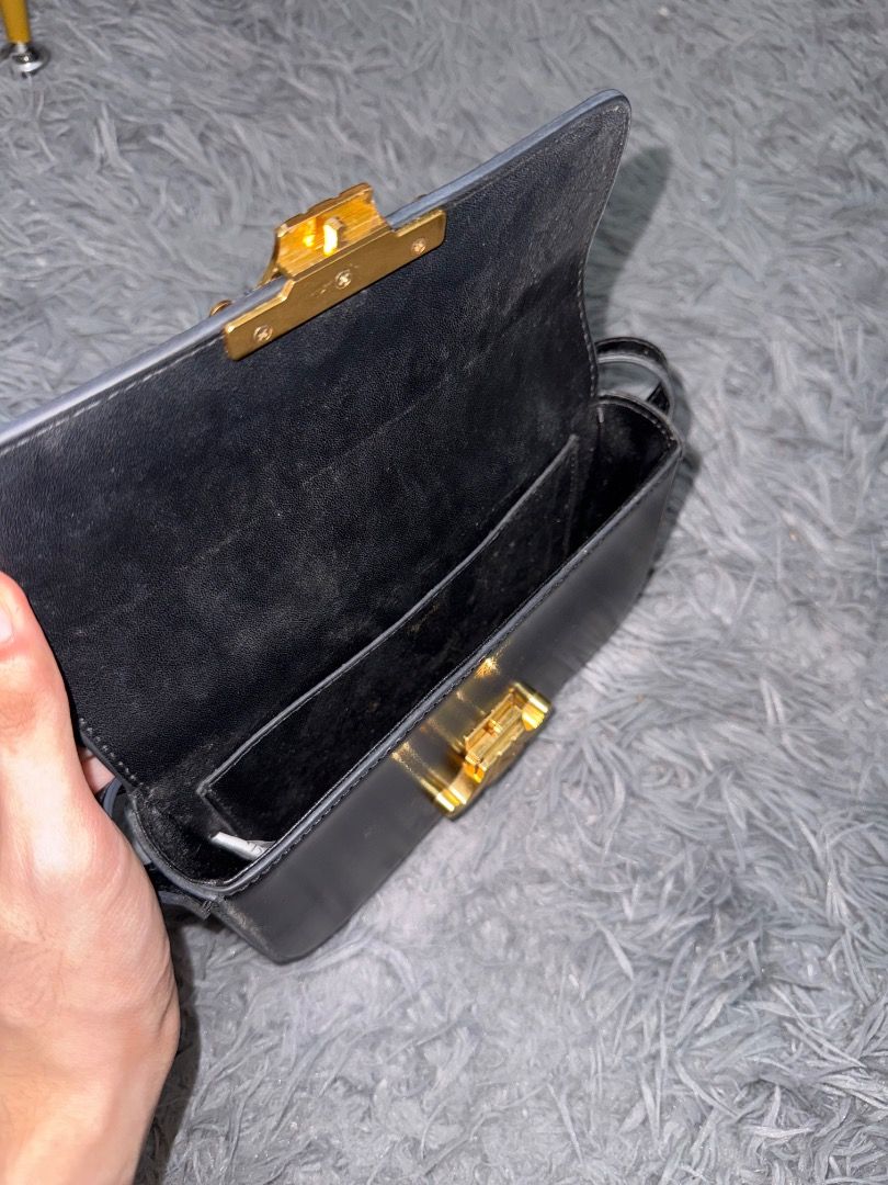 Celine Mini Triomphe (Category: Luxury Bags & Wallets) located in Quezon City. Submitted by ashhaul (Listing ID 1468571590, Image 3). Description: .