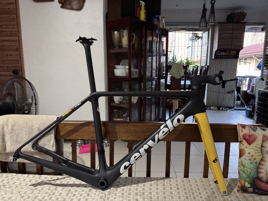 Cervelo r5 jumbo visma (Category: Bicycles) located in Manila. Submitted by ramsanjuan27295 (Listing ID 1468578229, Image 1). Description: Cervelo jumbo vis edition Small size 51 With free 90mm/100mm stem Bgc location.