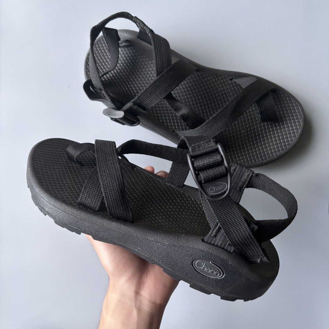 Chaco Men’s Hiking Sandal - US 7 (Category: Slippers & Slides) located in Davao. Submitted by jbilthriftshop (Listing ID 1468659124, Image 1). Description: EU 40 / US 7 / 25cm Very good condition! Free shipping if Naka follow, ukay may signs of usage ⚠️ No seperations, signs of usage since ukay. 📍 davao city Shipping thru JNT / FLASH express Ukay Selected, Please manage your EXPECTATIONS. no return, no refund. Free ship + free stickers sa page b