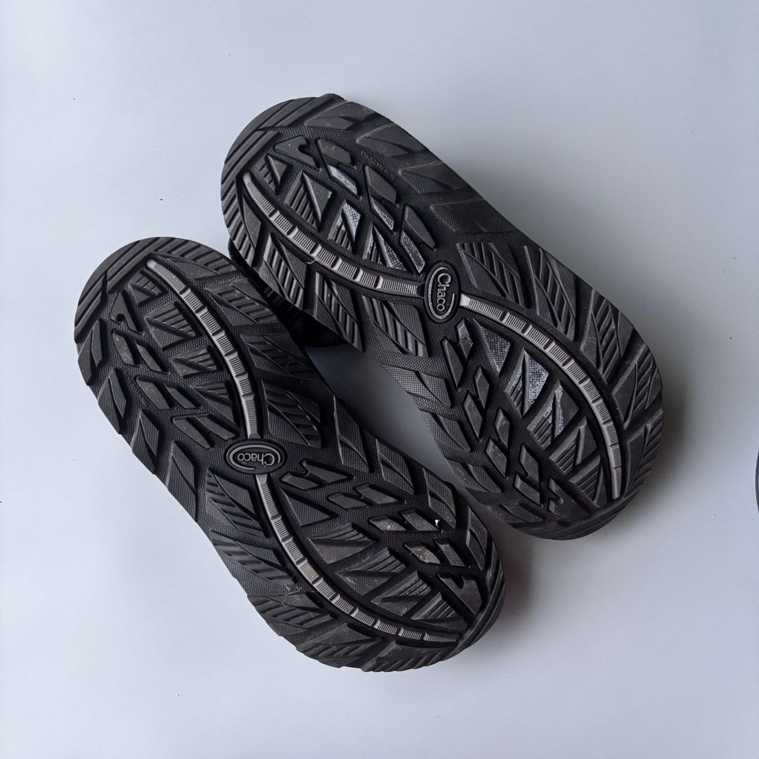 Chaco Men’s Hiking Sandal - US 7 (Category: Slippers & Slides) located in Davao. Submitted by jbilthriftshop (Listing ID 1468659124, Image 3). Description: EU 40 / US 7 / 25cm Very good condition! Free shipping if Naka follow, ukay may signs of usage ⚠️ No seperations, signs of usage since ukay. 📍 davao city Shipping thru JNT / FLASH express Ukay Selected, Please manage your EXPECTATIONS. no return, no refund. Free ship + free stickers sa page b