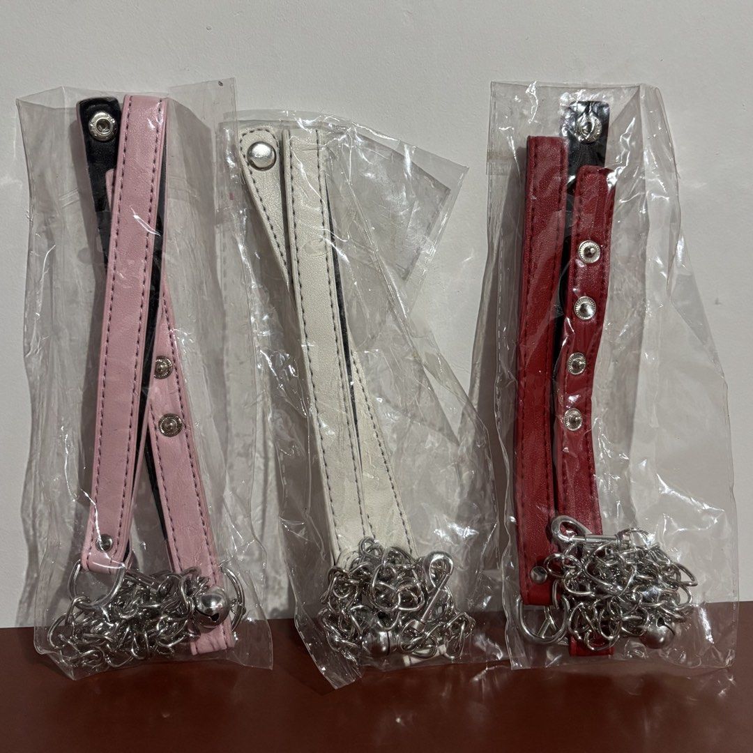 Chain Collars/Leashes in Pink, White, & Red (Category: Homes & Other Pet Accessories) located in Cavite. Submitted by nanangonlineshop (Listing ID 1468594757, Image 1). Description: 📌 Chain Collars/Leashes in Pink, White, & Red 🏷️ P10 each ✅ Collar Size Only: 17” (adjustable) ✅ Available: ✔️ 12 pcs. Red ✔️ 14 pcs. White ✔️ 8 pcs. Pink ⚠️ POLICY: ❌ NO COD ✅ AS IS, WHERE IS ✅ FIRST PAY BASIS ✅ MINE NOW, PAY NOW ✅ 3-DAYS HOLD ONLY. UNPAID RESERVAT