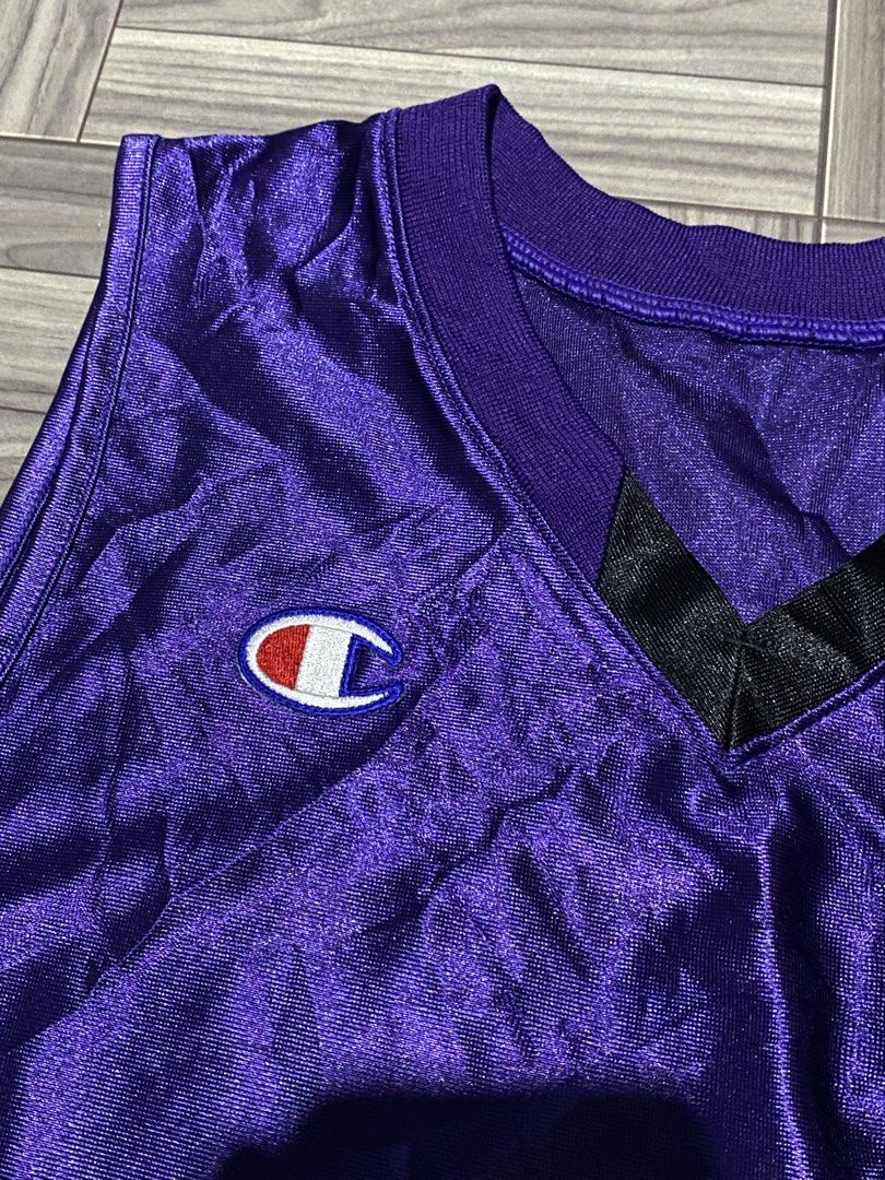 Champion Jersey (Category: Sets & Coordinates) located in San Pablo. Submitted by lazy.thrifttt (Listing ID 1468625272, Image 3). Description: y2k Champion Jersey Silkscreen Size M on tag 21Wx31L 10/10 Color Rate No Flaws.