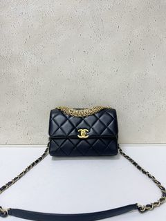 (Category: ) located in . Submitted by collynluxurybag (Listing ID 1468642597, Image 1). Description: .