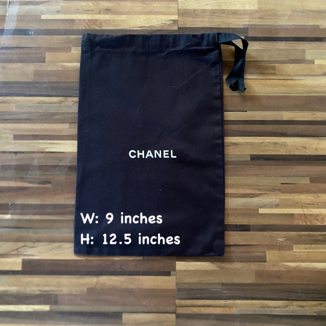 Chanel Dust Bag (Category: Purses & Pouches) located in Iligan City. Submitted by authenticdustbags.ph (Listing ID 1468518535, Image 1). Description: .