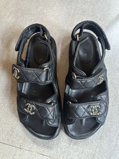 (Category: ) located in . Submitted by wear.next (Listing ID 1468536681, Image 1). Description: .