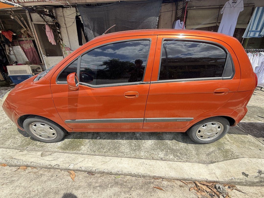 Chevrolet Spark 1.0 (M) (Category: Used Cars) located in Caloocan City. Submitted by haroldjonc42941 (Listing ID 1468545021, Image 3). Description: Chevrolet spark 1.0 2009 model New battery, alternator, spark plug and spark plug cap Issue: Aircon kulang sa freon pero working nman po Registered Until Oct 2026 RFS: Hindi na po ngagamit nkatambak nlang po pero good condition po makina test all you want po sa mga interested po pm lang po kayo Qc are