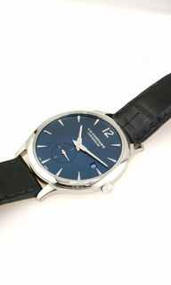 (Category: ) located in . Submitted by goodmenluxury (Listing ID 1468588647, Image 1). Description: .