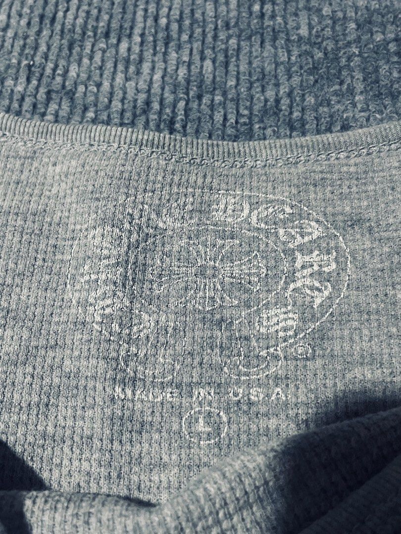 Chrome Hearts (Category: Luxury Apparel) located in Manila. Submitted by caughlveins._ (Listing ID 1468610247, Image 3). Description: n/a.