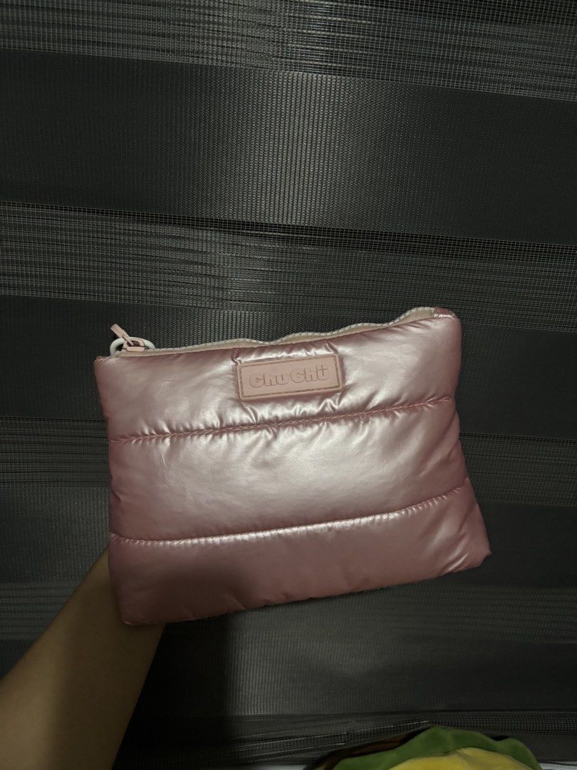 chuchu pink make up pouch (Category: Accessory Holder, Box & Organizers) located in Manila. Submitted by iyahpreloved_ (Listing ID 1468660235, Image 2). Description: .