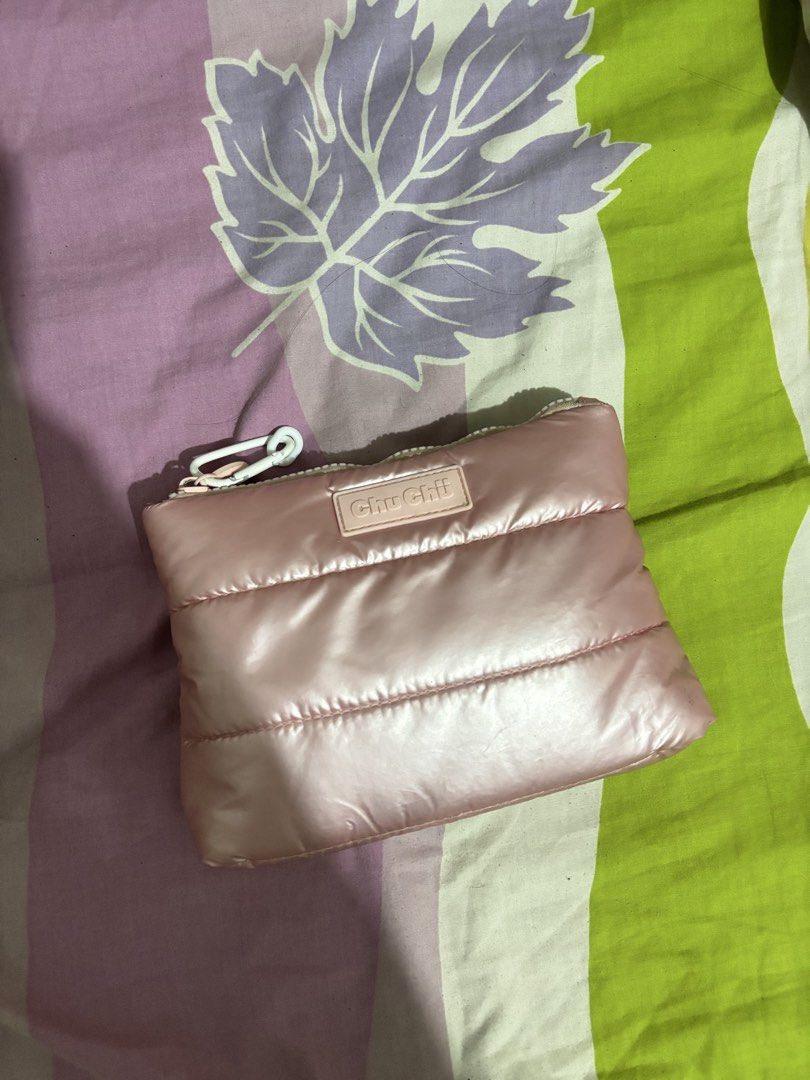 chuchu pink make up pouch (Category: Accessory Holder, Box & Organizers) located in Manila. Submitted by iyahpreloved_ (Listing ID 1468660235, Image 1). Description: .