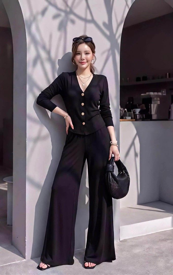 Classy coords (Category: Sets or Coordinates) located in Manila. Submitted by raredeer-4deb4e (Listing ID 1468627146, Image 1). Description: can fit upto large.