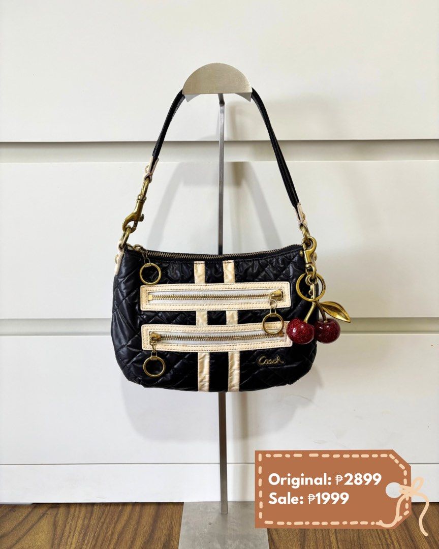 CLEARANCE SALE COACH BAG (Category: Luxury Bags & Wallets) located in Manila. Submitted by vintage.maem (Listing ID 1467480635, Image 1). Description: .