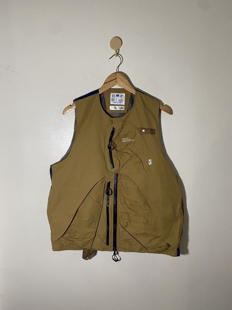 CMF Japan 🇯🇵 Overlay Vest - Large (Category: Vests) located in Abucay. Submitted by jamesnike21 (Listing ID 1468597192, Image 2). Description: 📌Comfy Outdoor Garments 📌like new condition 📌size large on tag 📌width 22 1/2' 📌length 27' 📌Slightly wrinkled due to storage 👍 📌The color of the product may differ from actual color depending on the type, condition of the display, surrounding light and other factors. 👍 📌For negotiations, send of