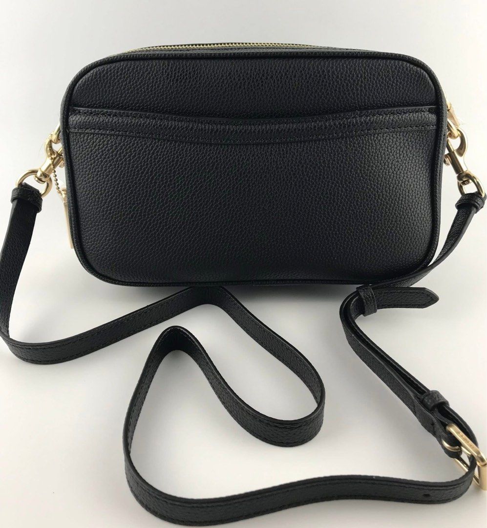 Coach Jes Cam Bag (Category: Cross-body Bags) located in Binan City. Submitted by pinkykeenshop (Listing ID 1468516774, Image 3). Description: .