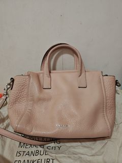 （分類：）位於 。 由 pingahoho 提交（商品編號 1468564482，圖片 1）。簡介： 。