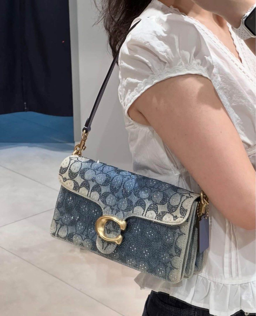 Coach Tabby Crystal 26 (Category: Shoulder Bags) located in Binan City. Submitted by pinkykeenshop (Listing ID 1468516954, Image 2). Description: .
