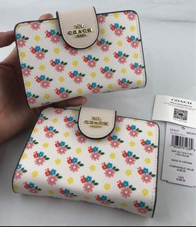 (Category: ) located in . Submitted by brandnewbagsandwatchphils. (Listing ID 1468509399, Image 1). Description: .