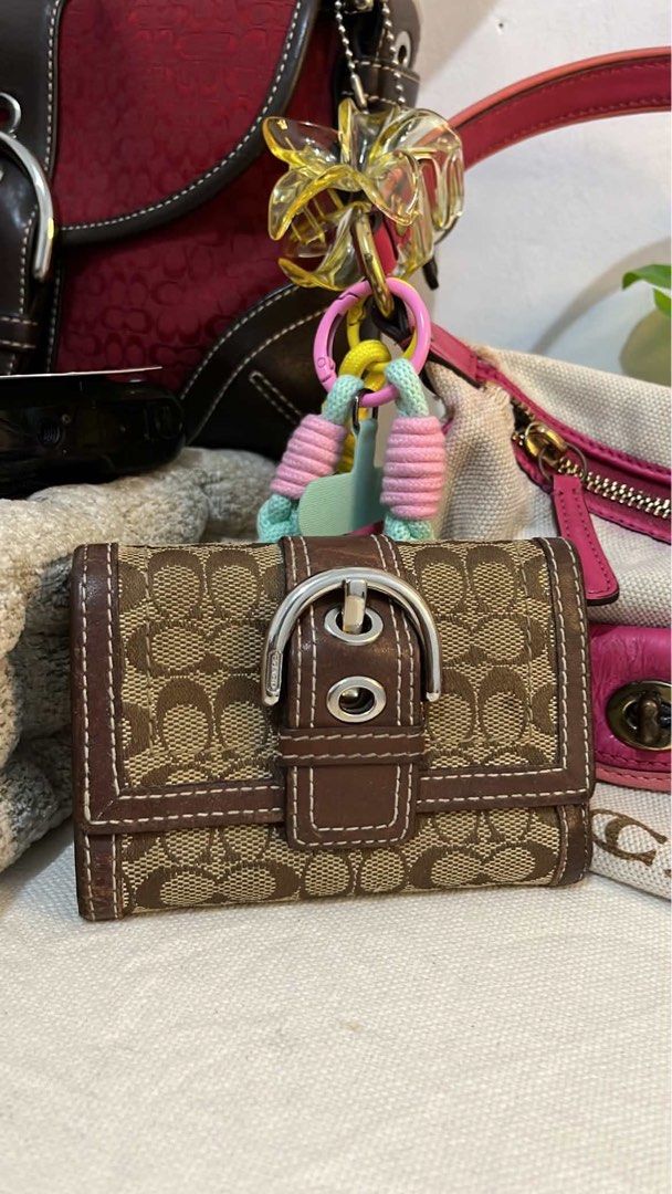 Coach wallets bundle (Category: Luxury Bags & Wallets) located in Manila. Submitted by 4usis (Listing ID 1468598224, Image 2). Description: ig: @fooryousis.