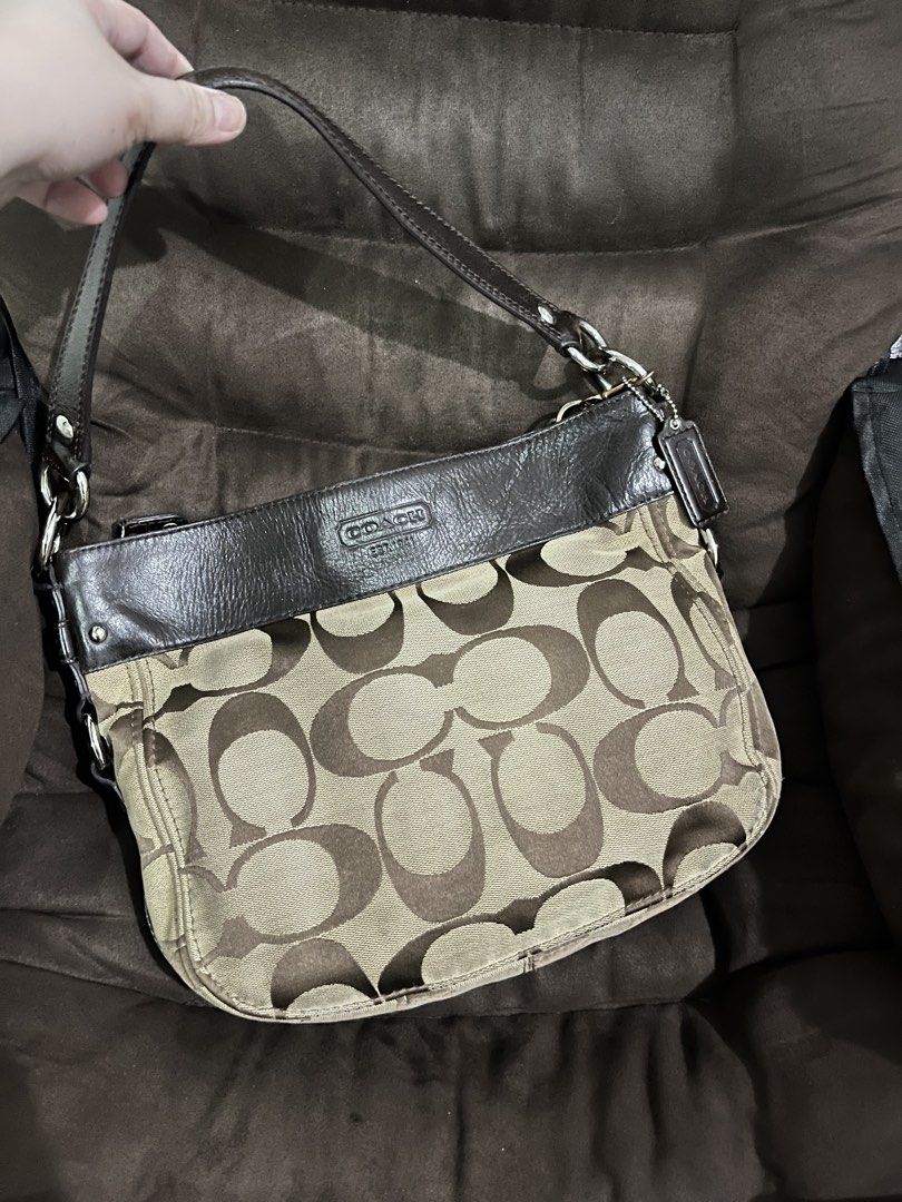 Coach Zoe Canvas (Category: Shoulder Bags) located in Cavite. Submitted by gastuseraph (Listing ID 1468686698, Image 2). Description: LAST PRICE POSTED. Selling low! Please see listing photos for flaws. Message me if you want to see more photos! .