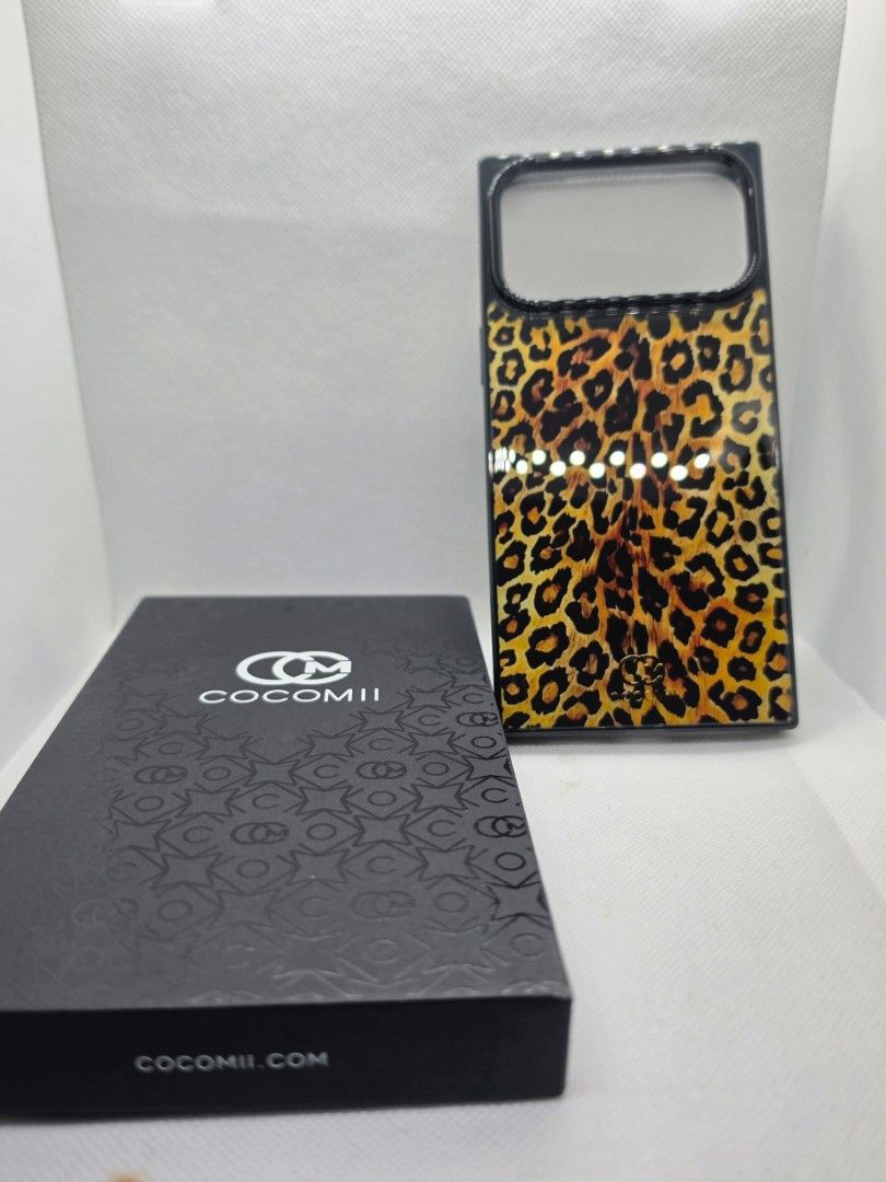 Cocomii case for iphone 18 pro max (Category: Cases & Sleeves) located in Las Pinas. Submitted by jhered (Listing ID 1468642537, Image 3). Description: Sale Brandnew Original With magsafe Sale for 2500 Las pinas area.