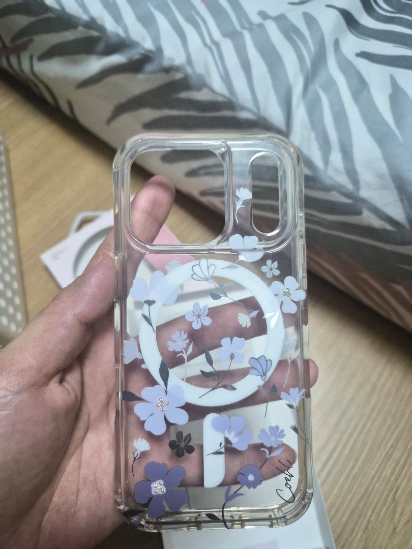 Coehl Iphone 17 Pro Case (Category: Cases & Sleeves) located in Manila. Submitted by abbie0309296694 (Listing ID 1468589734, Image 3). Description: .