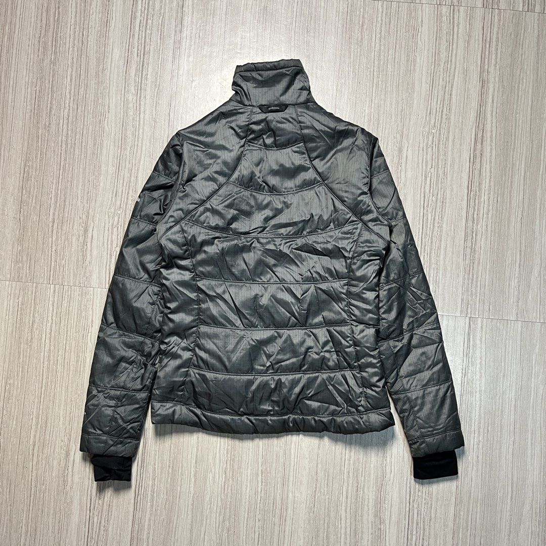 Columbia Omni-Heat Jacket (Category: Coats, Jackets and Outerwear) located in Cebu City. Submitted by franceuy (Listing ID 1468593687, Image 3). Description: Excellent Condition No Issue W-19 L-25 Color rate: 10/10 Cebu City📍.