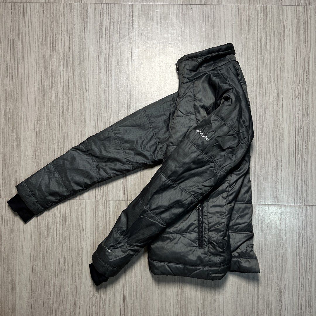Columbia Omni-Heat Jacket (Category: Coats, Jackets and Outerwear) located in Cebu City. Submitted by franceuy (Listing ID 1468593687, Image 1). Description: Excellent Condition No Issue W-19 L-25 Color rate: 10/10 Cebu City📍.