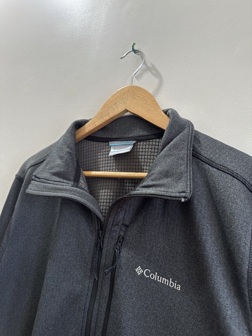 Columbia Omni-Wick Jacket (Category: Coats, Jackets and Outerwear) located in Baguio. Submitted by .daryl (Listing ID 1468653183, Image 2). Description: 23 width 29 length .