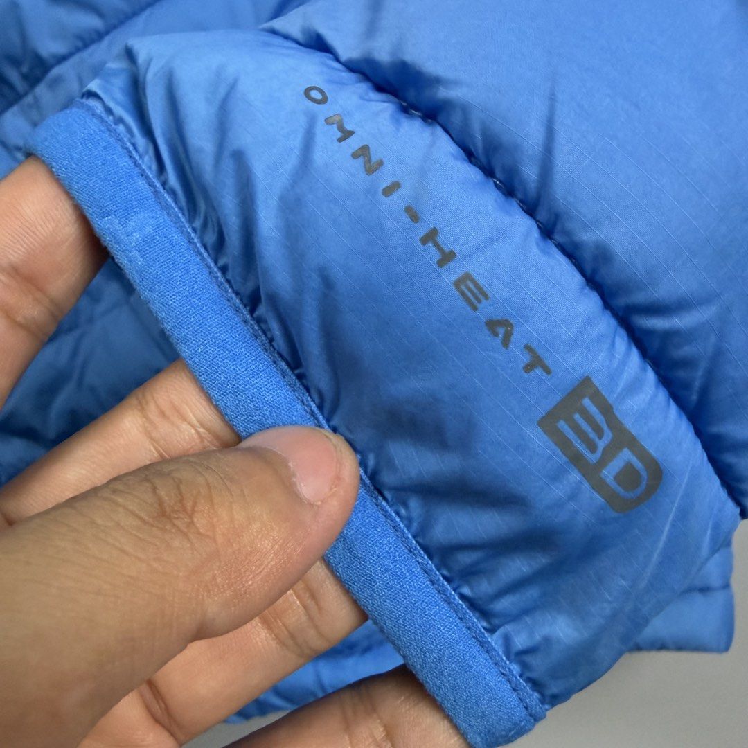 Columbia Titanium Omni-Heat 3D Blue Down Jacket (Category: Coats, Jackets and Outerwear) located in Cavite. Submitted by epiboie (Listing ID 1468575415, Image 3). Description: Columbia titanium omni heat 3d light down jacket Size large mens 24x28 Color rate: 9.5/10 excellent condition No issue 2480.