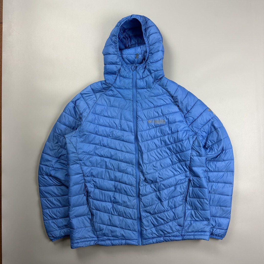 Columbia Titanium Omni-Heat 3D Blue Down Jacket (Category: Coats, Jackets and Outerwear) located in Cavite. Submitted by epiboie (Listing ID 1468575415, Image 1). Description: Columbia titanium omni heat 3d light down jacket Size large mens 24x28 Color rate: 9.5/10 excellent condition No issue 2480.