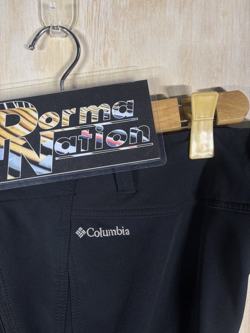 COLUMBIA TREK PANTS (Category: Trousers) located in Cabuyao City. Submitted by pormanation-thrift-store (Listing ID 1468613775, Image 3). Description: COLUMBIA TREK PANTS Condition: LIKE NEW Color rate: 10/10 (PWEDE SA MASELAN) Size: 36 Dimes: 36”Wx43”L Issue: NONE‼️ Price: 1500.