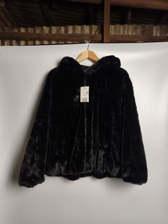 (Category: ) located in . Submitted by chi_thriftz (Listing ID 1468506690, Image 1). Description: .