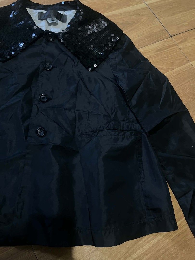 Comme Des Garcons sequined lapel jacket sailor coll (Category: Luxury Apparel) located in Bulacan. Submitted by nifftyythrifty (Listing ID 1468580276, Image 2). Description: comme Des garcons sequined large lapel jacket sailor coll. small.