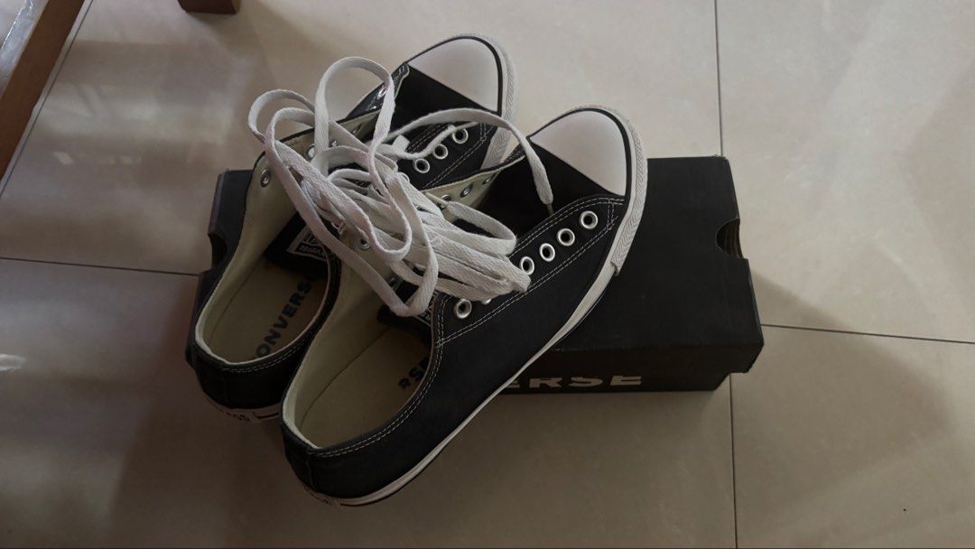 Converse black (Category: Casual Shoes) located in Consolacion. Submitted by kaiget.09 (Listing ID 1468535140, Image 2). Description: lightly used .