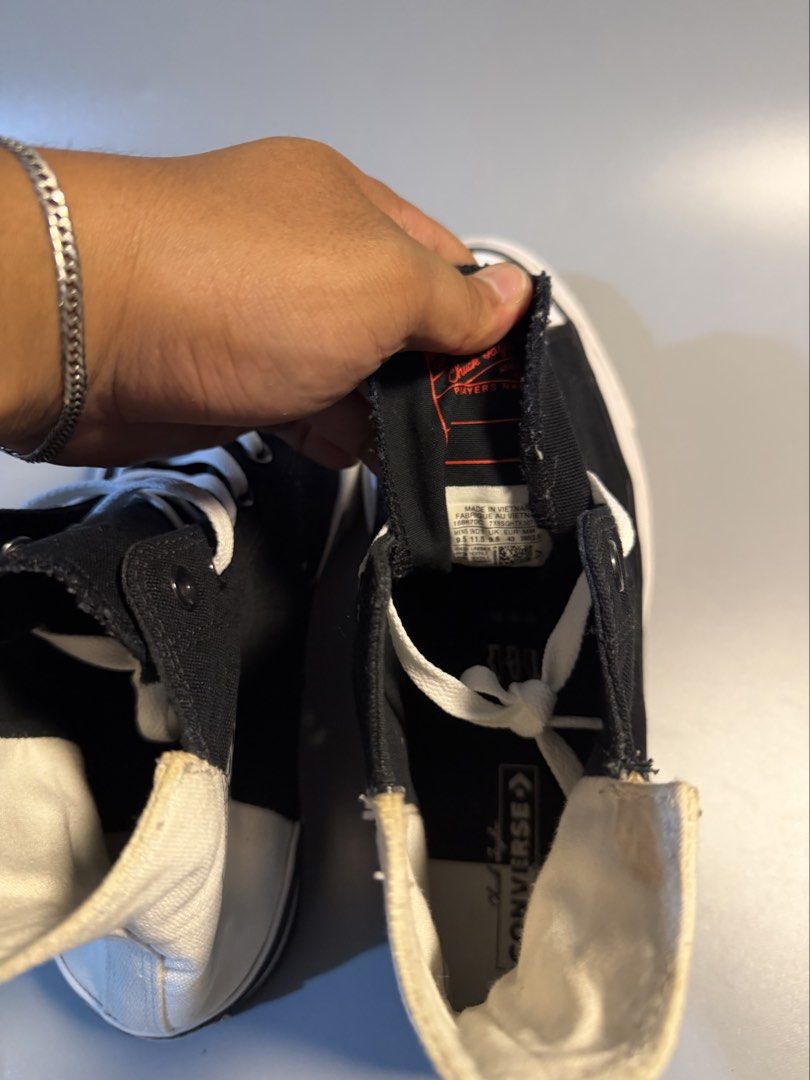 Converse Chuck 70 High Top Black White (Category: Sneakers) located in Caloocan City. Submitted by maempenafi21452 (Listing ID 1468654309, Image 3). Description: - Brand: Converse Chuck 70 High Top - Color: Black canvas with off-white heel panels - Size: Men's US 9.5 / EUR 43 - Model Code: 168670C - Condition: Clean uppers, minor wear on soles from walking - Features: Classic white laces, rubber toe cap, and iconic All Star ankle patch - Perfect 