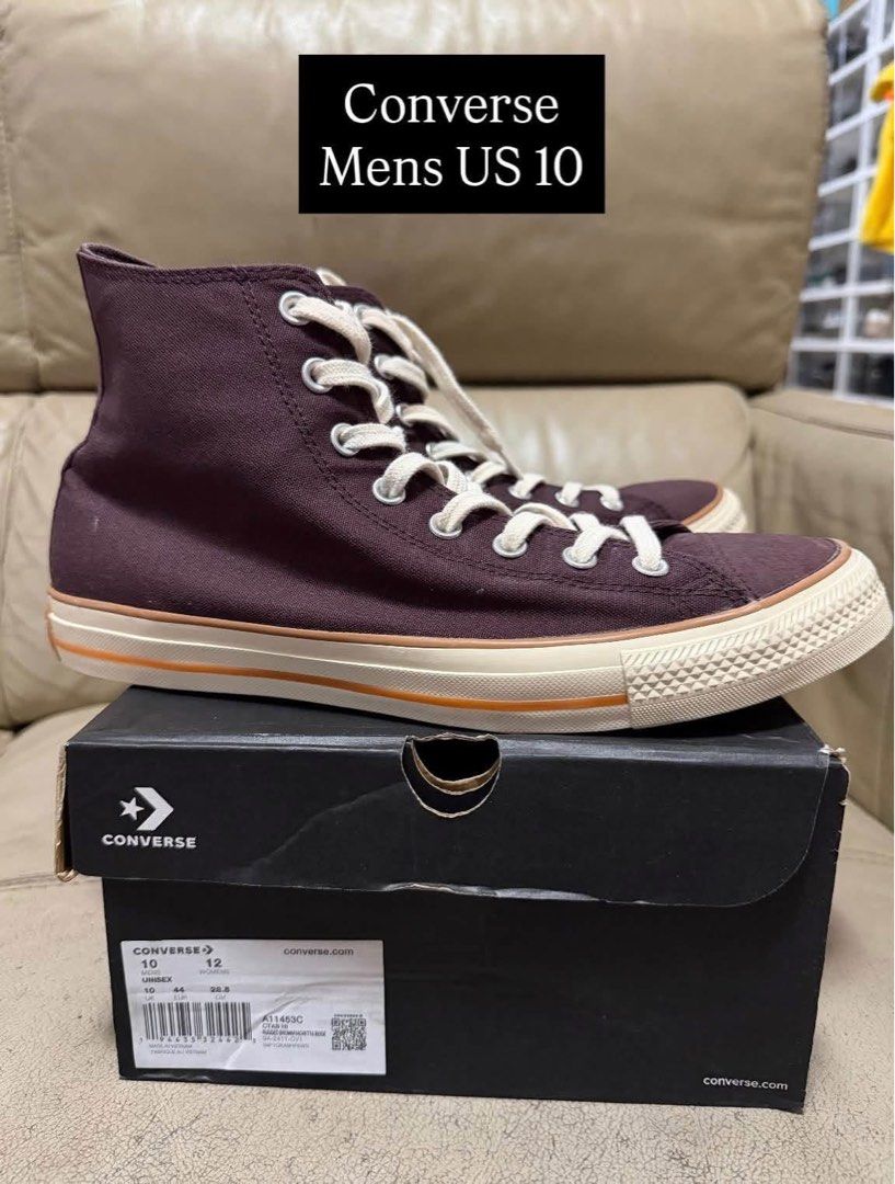 Converse Shoes (Category: Sneakers) located in Manila. Submitted by tatithrifa (Listing ID 1468654268, Image 1). Description: .