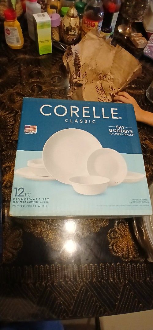 Corelle Classic Winter Frost White 12-Piece Dinnerware Set (Category: Dinnerware & Cutlery) located in Marikina City. Submitted by darthvader888 (Listing ID 1468569812, Image 1). Description: Corelle Classic 12-piece dinnerware set in Winter Frost White. Includes 4 dinner plates, 4 dessert plates, and 4 soup or cereal bowls. Microwave and dishwasher safe, stackable design, chip and break resistant glass construction. Brand new in box..