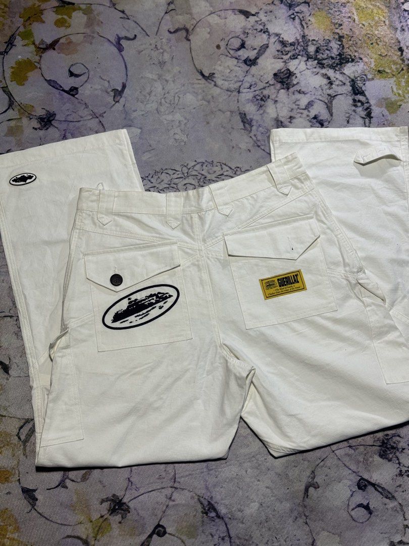 Corteiz cargo (Category: Jeans) located in Marilao. Submitted by whocoppin (Listing ID 1468532884, Image 1). Description: Corteiz cargo pants Size 32-33 Bnew 1500.