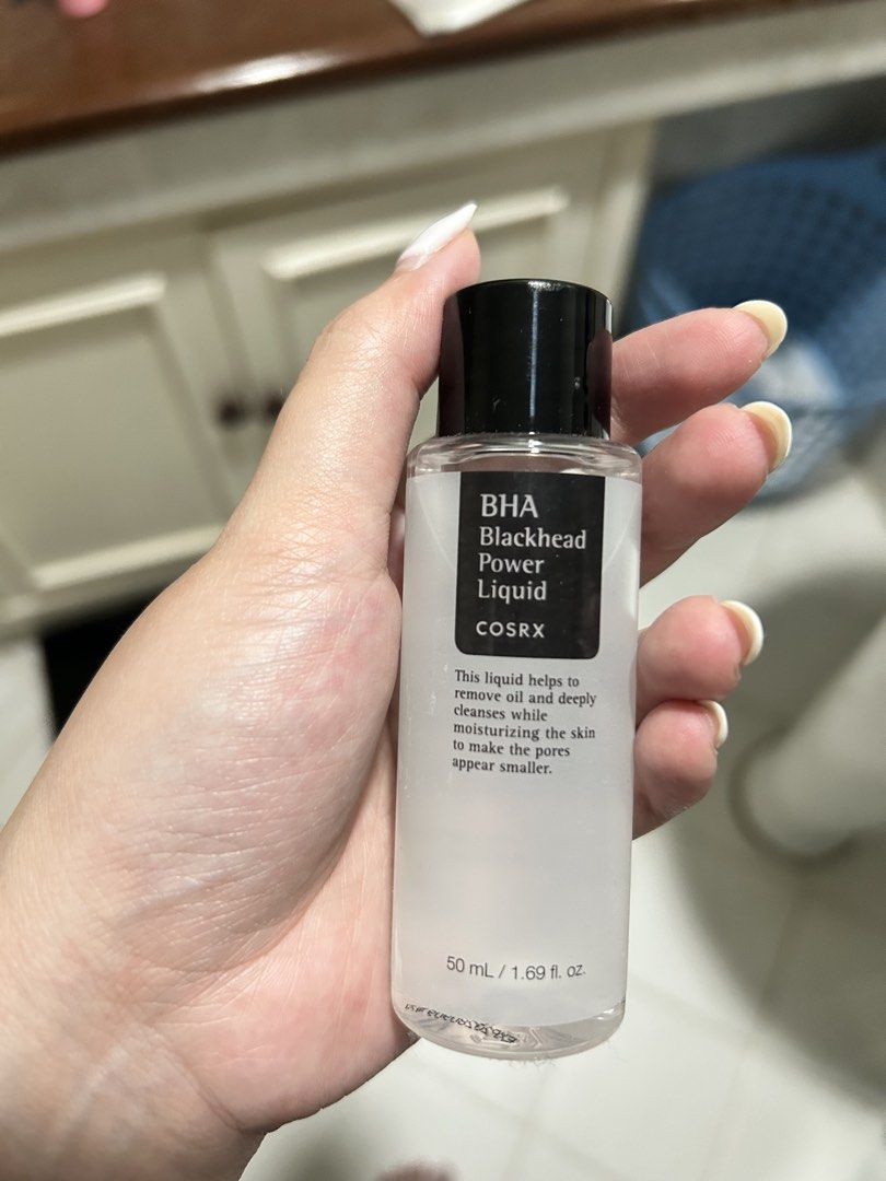 COSRX BHA Blackhead Power Liquid 50mL (Category: Face Care) located in Paranaque City. Submitted by cece14237 (Listing ID 1468562584, Image 1). Description: - Product: COSRX BHA Blackhead Power Liquid - Size: 50 mL (Travel/Trial friendly) - Benefits: Removes excess oil, deeply cleanses pores, and helps prevent blackheads - Packaging: Clear bottle with secure black cap - Expiration Date: 20280909 (September 9, 2028) - Condition: ~10-20% used.